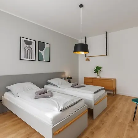 아파트 Glueck Auf Hufelandstrasse