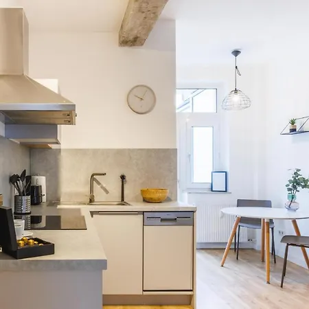 Glueck Auf Hufelandstrasse *