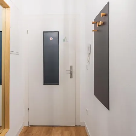 Apartamento Glueck Auf Hufelandstrasse