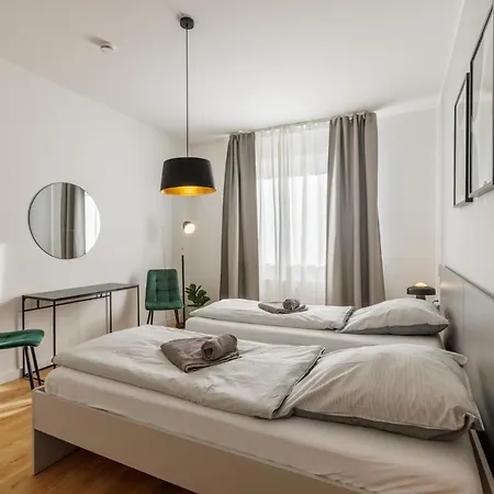 Glueck Auf Hufelandstrasse Apartment