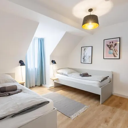 Glueck Auf Hufelandstrasse 아파트