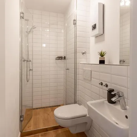 아파트 Glueck Auf Hufelandstrasse