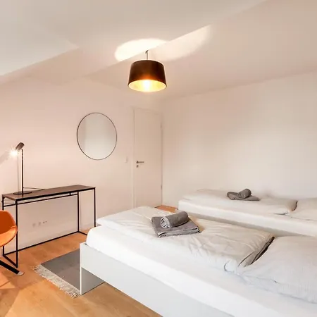 아파트 Glueck Auf Hufelandstrasse 에센