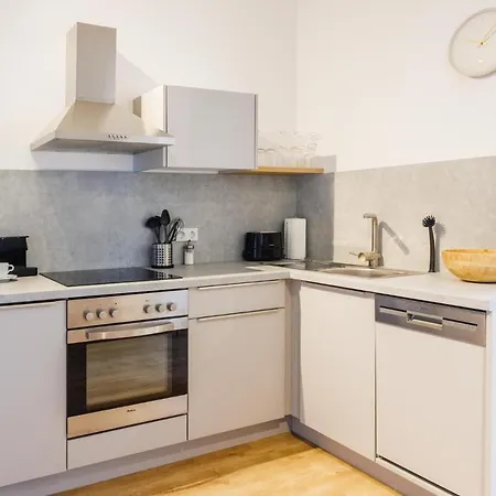 Glueck Auf Hufelandstrasse Apartment