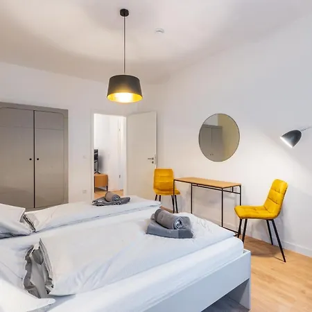 아파트 Glueck Auf Hufelandstrasse *