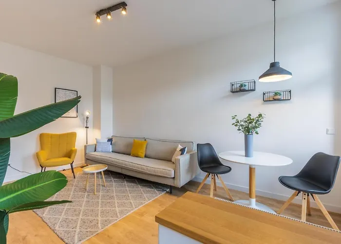 Glueck Auf Hufelandstrasse アパート