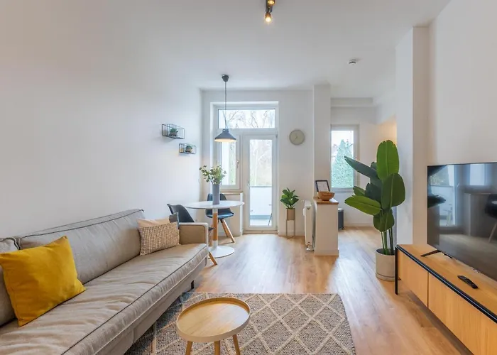 Glueck Auf Hufelandstrasse *