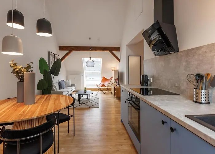 Glueck Auf Hufelandstrasse *