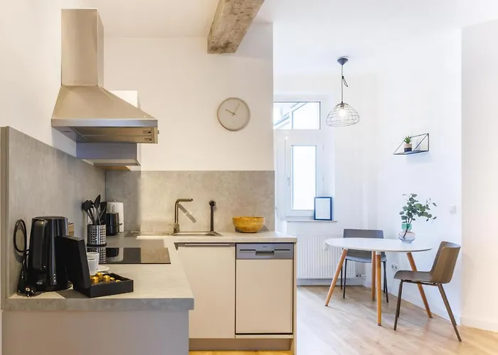 Glueck Auf Hufelandstrasse *