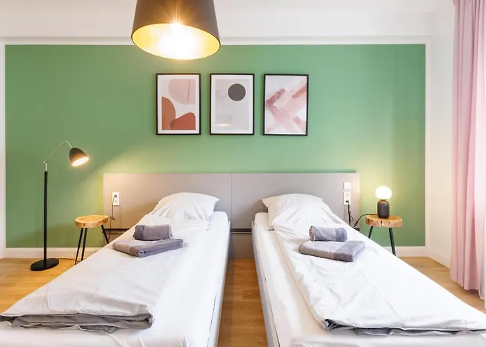 Glueck Auf Hufelandstrasse إسن