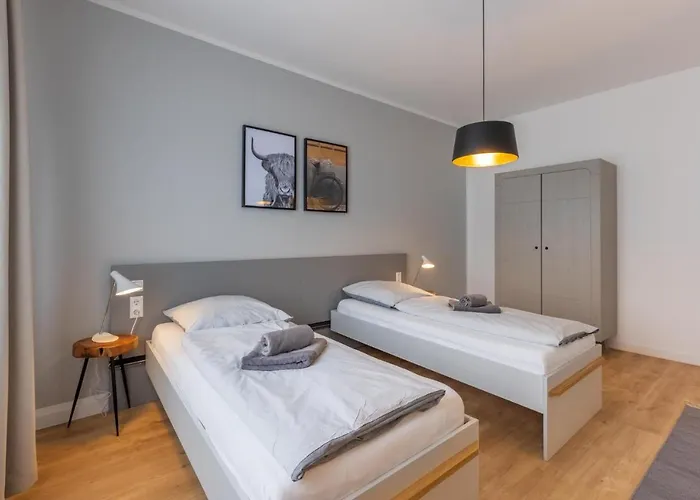 Glueck Auf Hufelandstrasse *