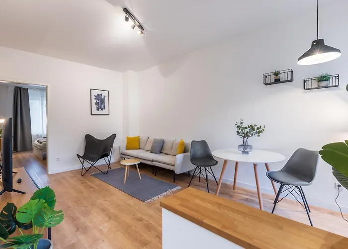 アパート Glueck Auf Hufelandstrasse エッセン